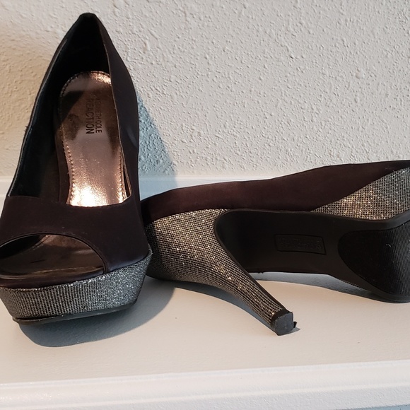 Michael Kors dazzling platform - Picture 2 of 3